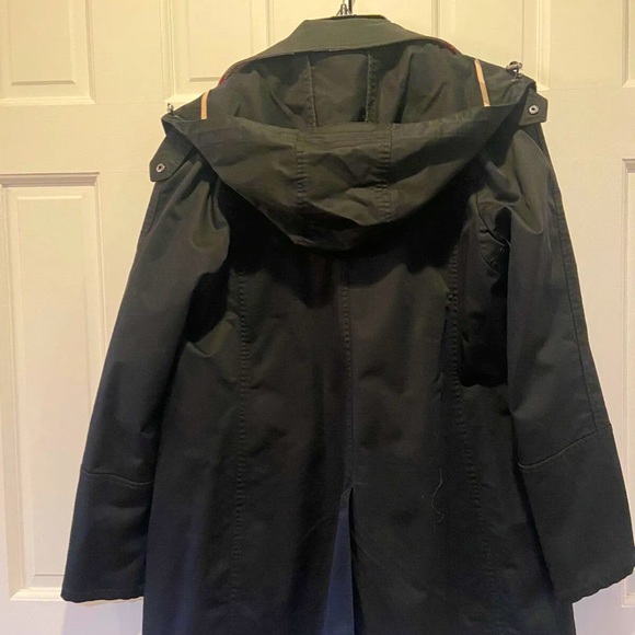 Burberry Coat - Picture 7 of 13